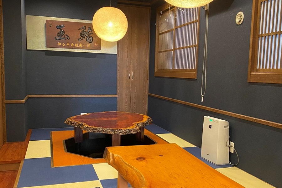 和とモダンの中で落ち着く空間作り　某飲食店